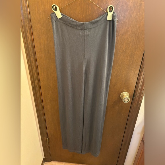 Cobblestone NWT women’s gray stretch knit pant - Picture 7 of 9